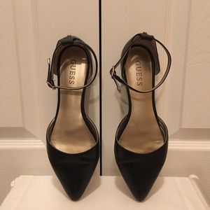 Guess d'Orsay flats